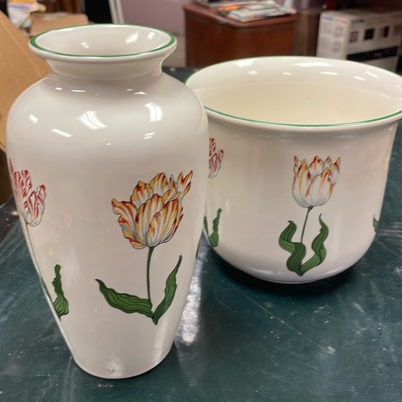Tiffany & Co. Other - TIFFANY TULUPS SET